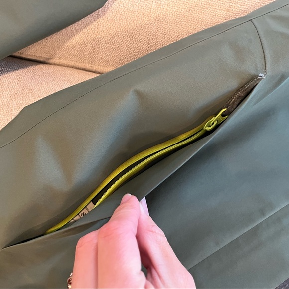 Arc’teryx green Gore-Tex Parka Jacket XS - Picture 13 of 16